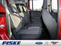 Neu Ford Tourneo Courier Titanium 125 PS (91 kW) 2026 Fantastic red Van / Kleinbus