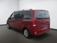 Gebraucht Mercedes V220 163 PS (119 kW) 2025 Hyazinthrot (metallic) Van / Kleinbus