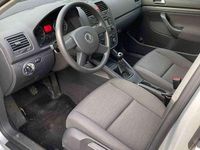 Gebraucht VW Golf IV Trendline 75 PS (55 kW) 2004 Reflexsilber metallic Kleinwagen