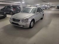 Gebraucht Mercedes C220 Classic 143 PS (105 kW) 2000 Silber Limousine