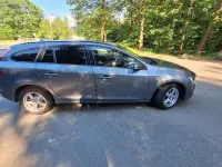 Gebraucht Volvo V60 Business Edition 190 PS (139 kW) 2016 Grau Kombi
