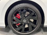 Gebraucht VW Golf VIII GTI 245 PS (180 kW) 2024 Weiß Limousine