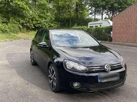 Gebraucht VW Golf VI 105 PS (77 kW) 2010 Schwarz Kleinwagen