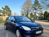 Gebraucht Hyundai i30 109 PS (80 kW) 2007 Blau Kleinwagen