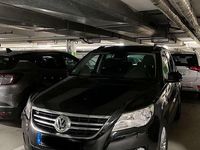 Gebraucht VW Tiguan Team 150 PS (110 kW) 2011 Schwarz SUV