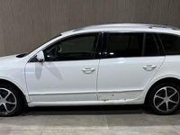 Gebraucht Skoda Superb 140 PS (102 kW) 2011 Weiß Limousine