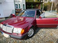 Gebraucht Mercedes E300 220 PS (161 kW) 1992 Rot Cabrio