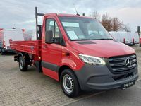 Gebraucht Mercedes Sprinter 190 PS (139 kW) 2023 Rubinrot "88" Van