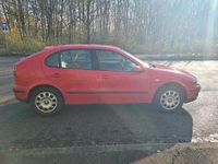 Usata Seat Leon 101 CV (74 kW) 2000 Rosso Utilitaria