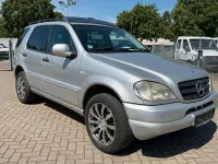 Gebraucht Mercedes ML430 272 PS (200 kW) 1999 Silber SUV