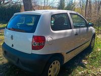 Gebraucht VW Fox 54 PS (39 kW) 2010 Weiß Kleinwagen