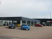 Neu Peugeot e-2008 GTi 114 kW (156 PS) 2026 Rot SUV