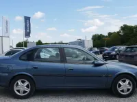Gebraucht Opel Vectra 116 PS (85 kW) 1998 Blau Kombi
