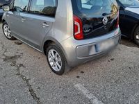 Second-hand VW up! 75 CP (55 kW) 2013 Argintiu Hatchback