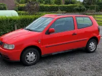 Gebraucht VW Polo 50 PS (36 kW) 1999 Rot Kleinwagen