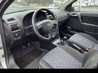 Gebraucht Opel Astra Edition 101 PS (74 kW) 1999 Silber Kombi