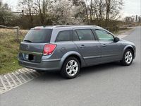 Gebraucht Opel Astra 101 PS (74 kW) 2005 Grau Kombi