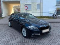 Gebraucht BMW 530 258 PS (189 kW) 2015 Blau Kombi