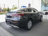 Gebraucht Mercedes GLC200 197 PS (144 kW) 2021 Grau SUV