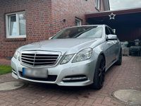 Second-hand Mercedes E300 Avantgarde 231 CP (169 kW) 2011 Argintiu Berlinǎ