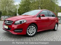 Gebraucht Mercedes B200 136 PS (100 kW) 2018 Rot Van / Kleinbus