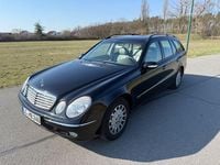 Gebraucht Mercedes E240 Elegance 177 PS (130 kW) 2004 Schwarz Kombi