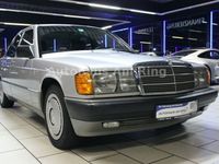 Gebraucht Mercedes 190 118 PS (86 kW) 1989 Silber Limousine