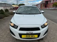 Gebraucht Chevrolet Aveo LT 95 PS (69 kW) 2012 Weiß Kleinwagen