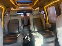 Gebraucht Chevrolet Express SE 314 PS (230 kW) 2012 Silber Van / Kleinbus