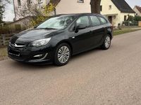 Gebraucht Opel Astra 131 PS (96 kW) 2013 Schwarz Kombi