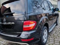 Gebraucht Mercedes ML350 231 PS (169 kW) 2010 Schwarz SUV