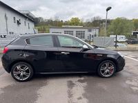Second-hand Alfa Romeo Giulietta 170 CP (125 kW) 2016 Negru Hatchback