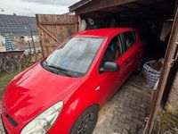 Gebraucht Hyundai i20 77 PS (56 kW) 2009 Rot Kleinwagen