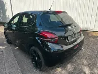 Gebraucht Peugeot 208 GT 110 PS (80 kW) 2016 Schwarz Kleinwagen
