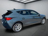 Second-hand Seat Leon 150 CP (110 kW) 2025 Albastru Hatchback