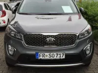 Gebraucht Kia Sorento Spirit 200 PS (147 kW) 2017 Andere farbe metallic SUV
