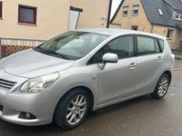 Gebraucht Toyota Verso 177 PS (130 kW) 2010 Silber Van / Kleinbus