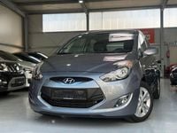 Gebraucht Hyundai ix20 125 PS (91 kW) 2013 Grau Kleinwagen