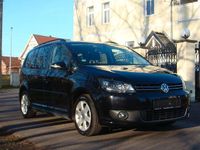 Gebraucht VW Touran Cup 140 PS (102 kW) 2015 Schwarz Van / Kleinbus