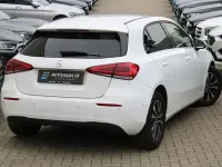 Gebraucht Mercedes A180 116 PS (85 kW) 2022 Weiß Limousine