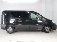Gebraucht Peugeot TePee 90 PS (66 kW) 2011 Schwarz Kombi
