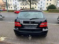 Gebraucht Mercedes B200 136 PS (100 kW) 2005 Schwarz Van / Kleinbus