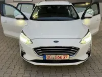 Gebraucht Ford Focus Cool & Connect 120 PS (88 kW) 2020 Weiß Limousine