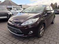 Gebraucht Ford Fiesta 90 PS (66 kW) 2010 Rot Kleinwagen