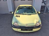 Używany Renault Twingo 58 KM (42 kW) 2006 Zielony Hatchback