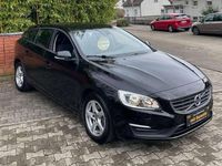 Gebraucht Volvo V60 Kinetic 150 PS (110 kW) 2016 Schwarz Kombi