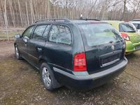 Gebraucht Skoda Octavia 100 PS (73 kW) 2001 Grün Kombi