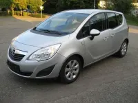 Gebraucht Opel Meriva Active 110 PS (80 kW) 2013 Silber Van / Kleinbus