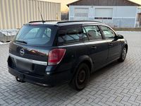 Gebraucht Opel Astra Edition 101 PS (74 kW) 2005 Schwarz Kombi