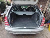 Gebraucht Mercedes C180 144 PS (105 kW) 2003 Silber Kombi